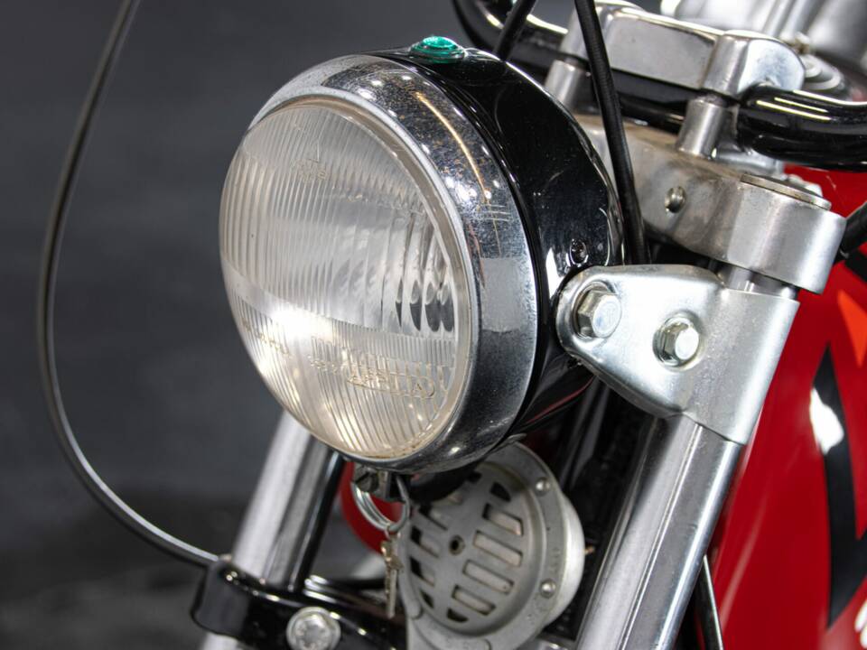 Immagine 37/49 di Aprilia Scarabeo 50 (1972)