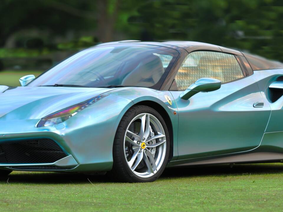 Imagen 18/24 de Ferrari 488 Spider (2017)