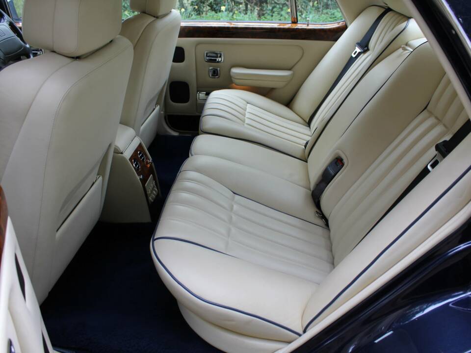 Image 14/20 of Rolls-Royce New Silver Spirit (1996)