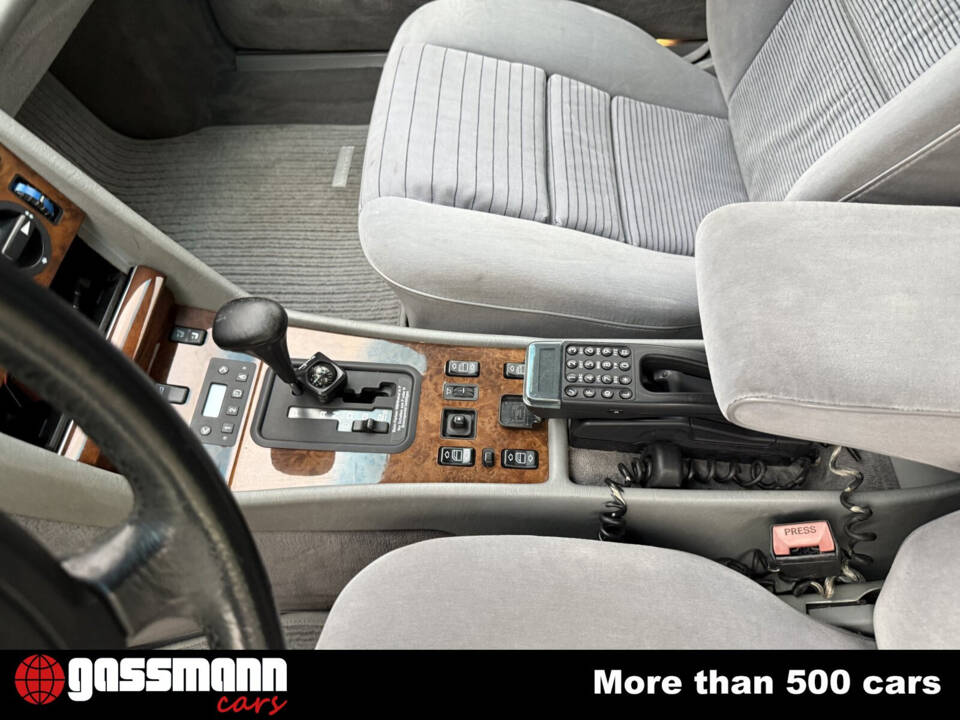 Bild 11/15 von Mercedes-Benz 560 SEC (1990)