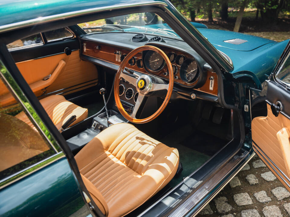Image 5/50 of Ferrari 365 GTC (1969)
