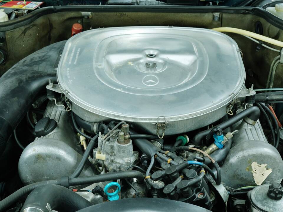Bild 19/50 von Mercedes-Benz 380 SEC (1983)