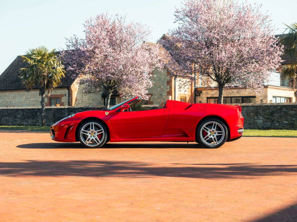 Bild 9/31 von Ferrari F 430 Spider (2006)