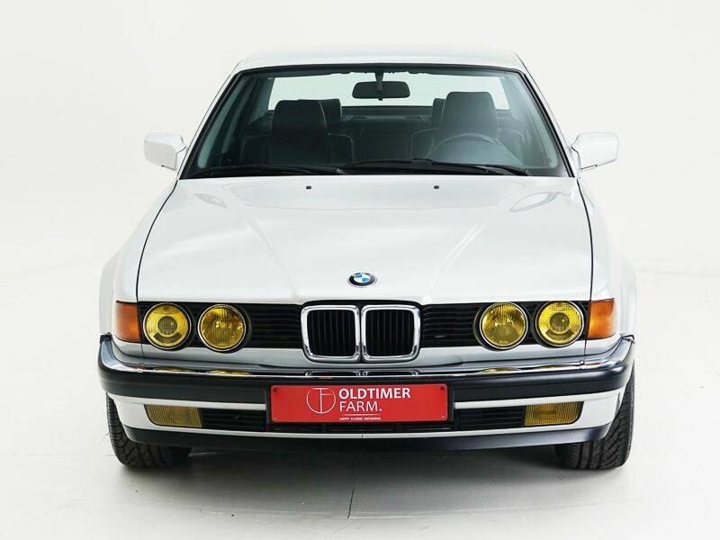 Immagine 10/15 di BMW 730i (1989)