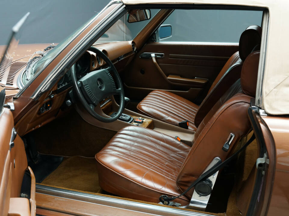 Image 43/50 of Mercedes-Benz 280 SL (1979)