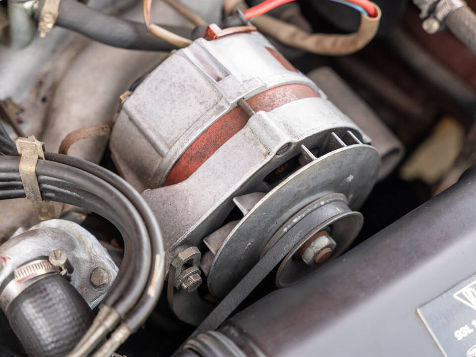 Image 55/58 of Porsche 924 Turbo (1982)
