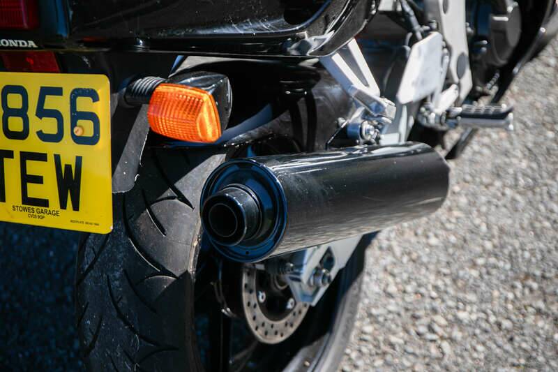 Immagine 20/24 di Honda CBR 900RR Fireblade (1992)