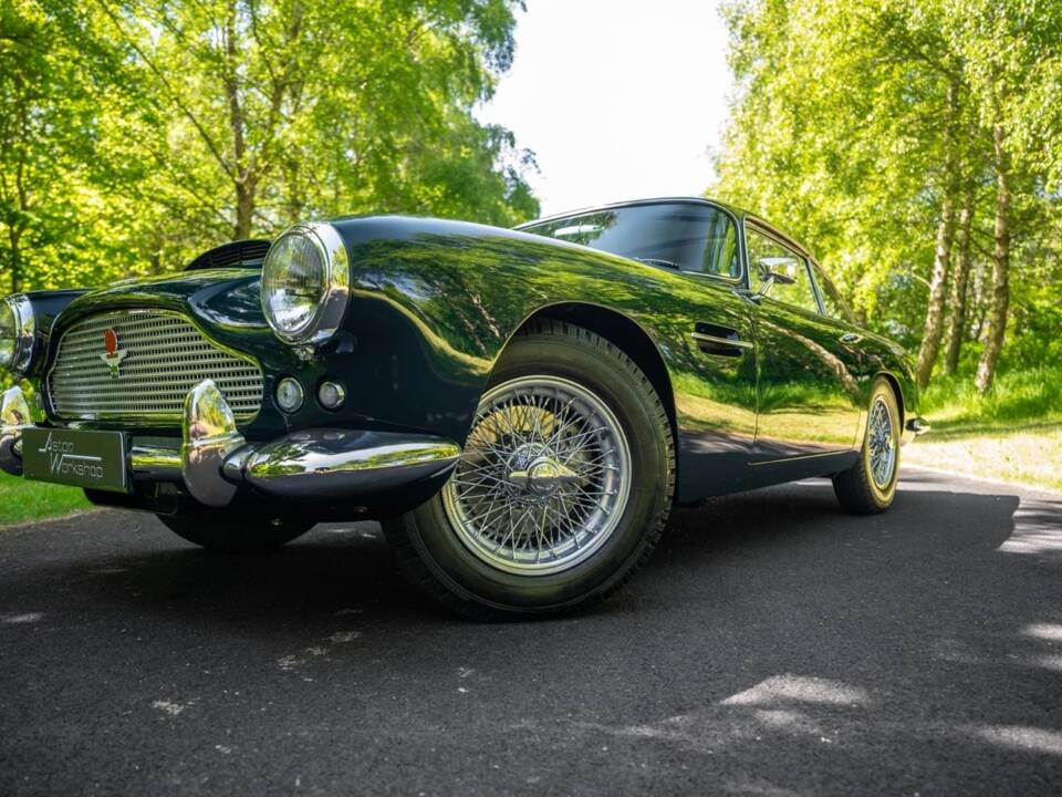 Afbeelding 9/76 van Aston Martin DB 4 (1961)