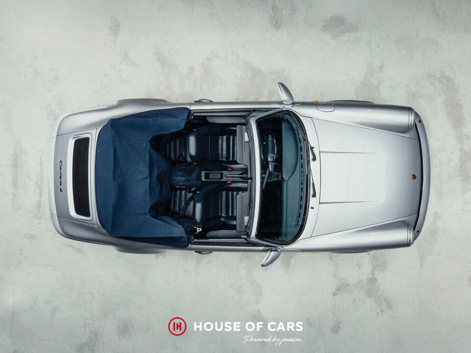 Image 6/25 of Porsche 911 Carrera 2 (1993)