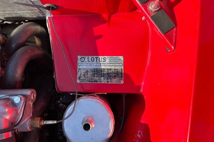 Image 23/45 of Lotus Elan (1965)