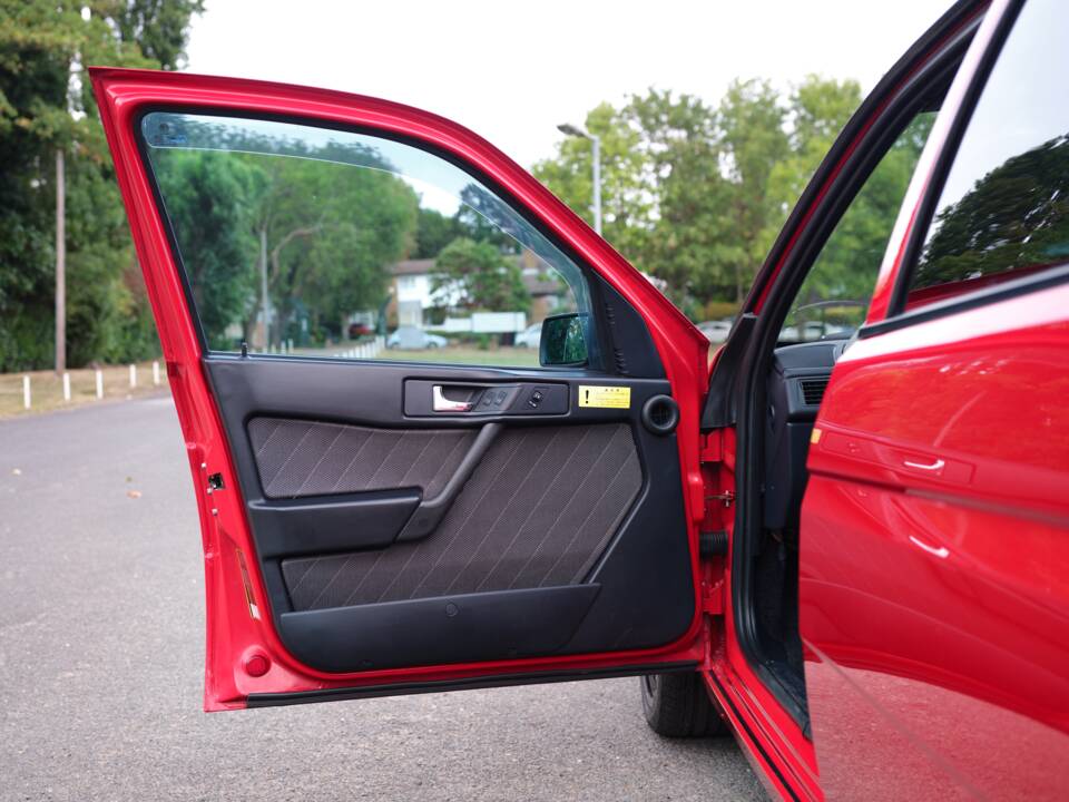 Imagen 39/50 de Alfa Romeo 155 2.5 TD (1998)