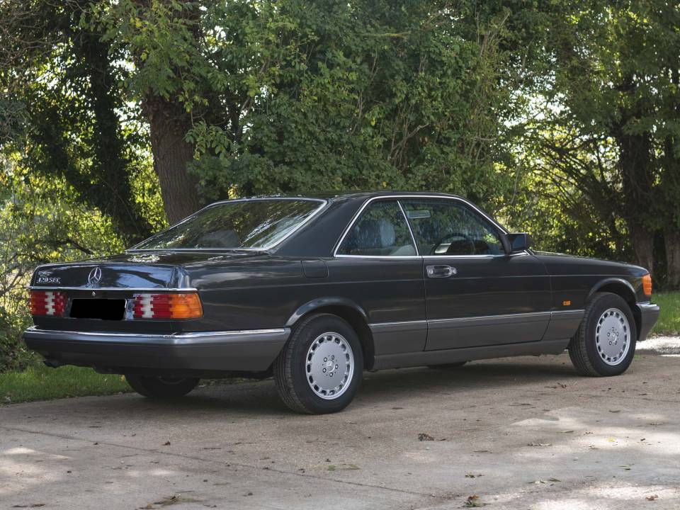 Image 3/36 of Mercedes-Benz 420 SEC (1990)
