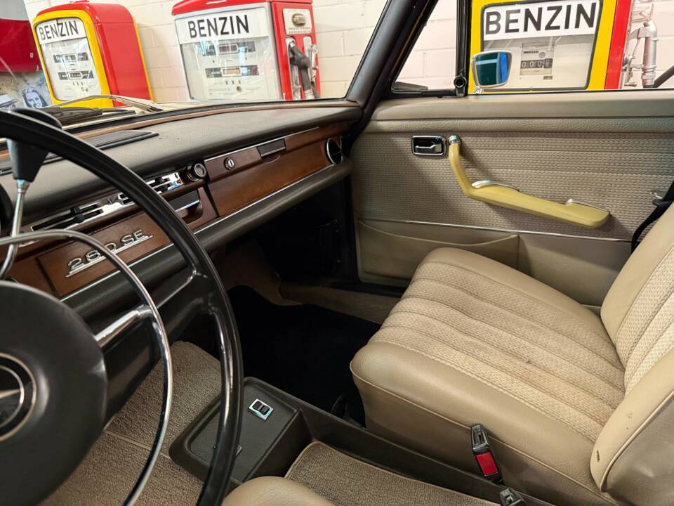 Bild 9/17 von Mercedes-Benz 280 SE (1971)