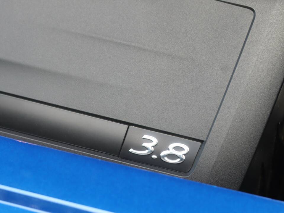 Bild 32/50 von Porsche 911 Carrera 4 GTS (2011)