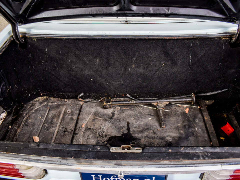 Image 44/47 of Mercedes-Benz 450 SL (1973)