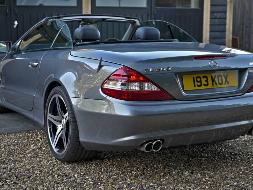 Imagen 9/50 de Mercedes-Benz SL 500 (2008)