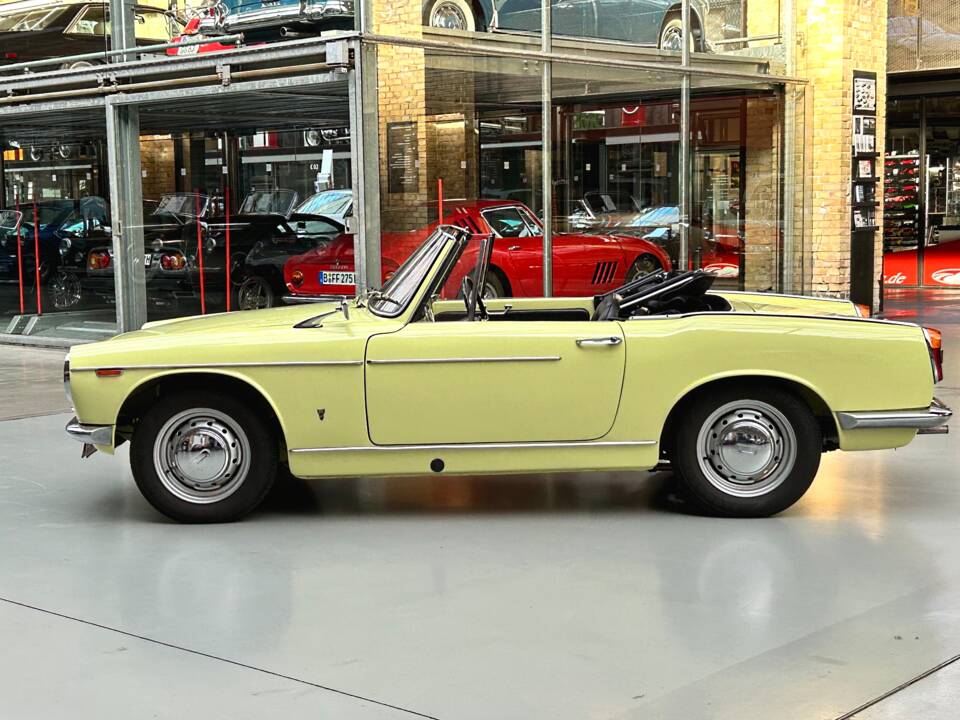Afbeelding 13/36 van Innocenti Spider S (1963)