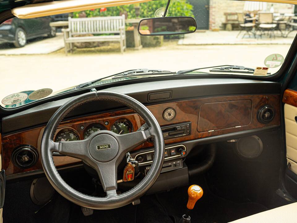 Image 42/85 of Rover Mini Cabriolet (1996)