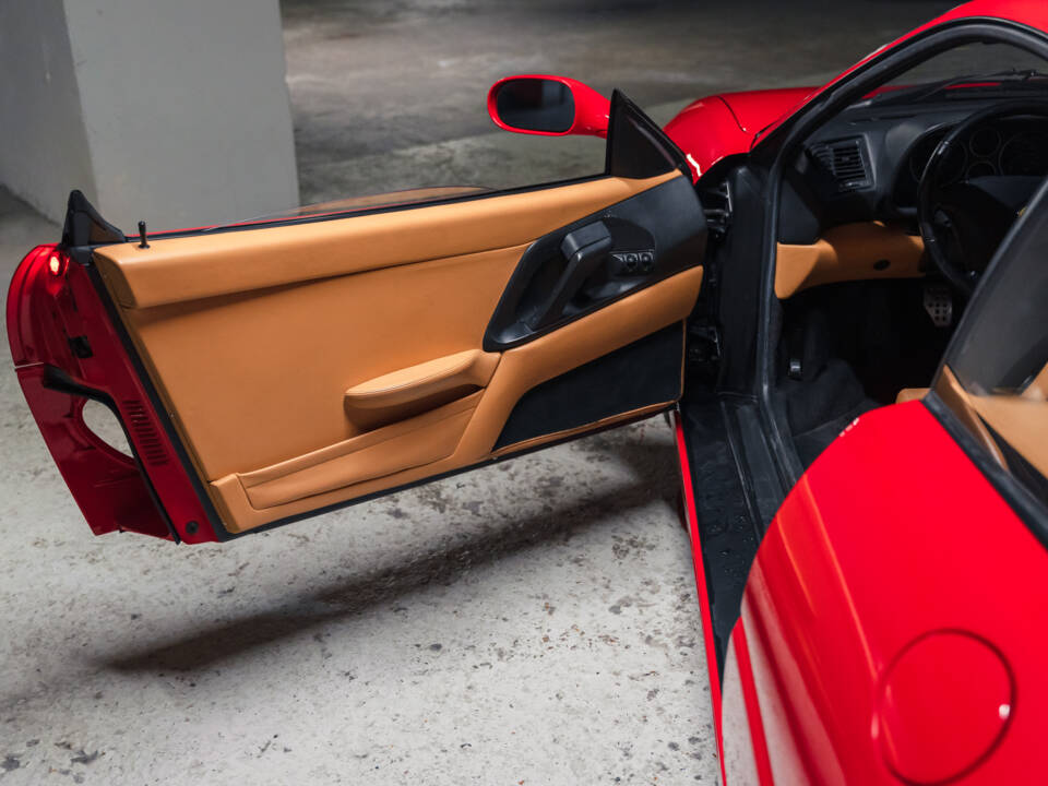 Afbeelding 44/46 van Ferrari F 355 Berlinetta (1997)
