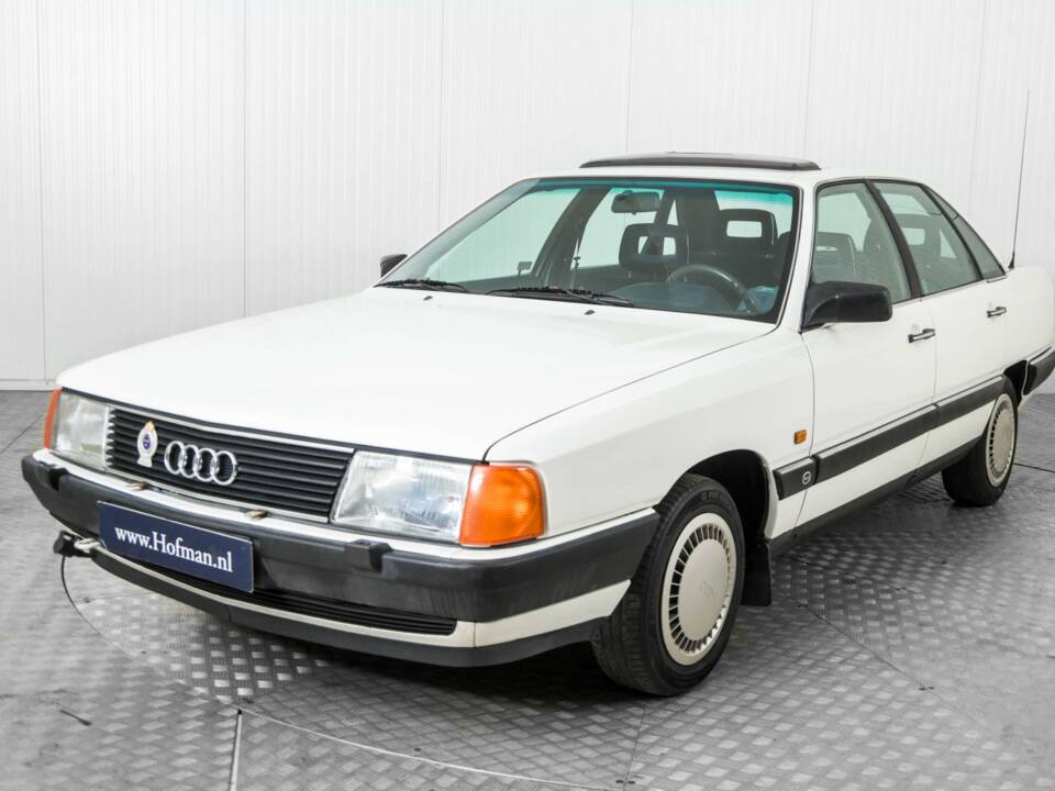 Image 18/50 of Audi 100 - 1.8 (1987)