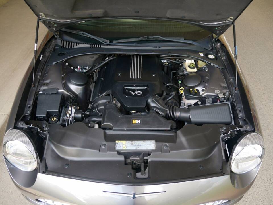 Immagine 29/32 di Ford Thunderbird (2003)