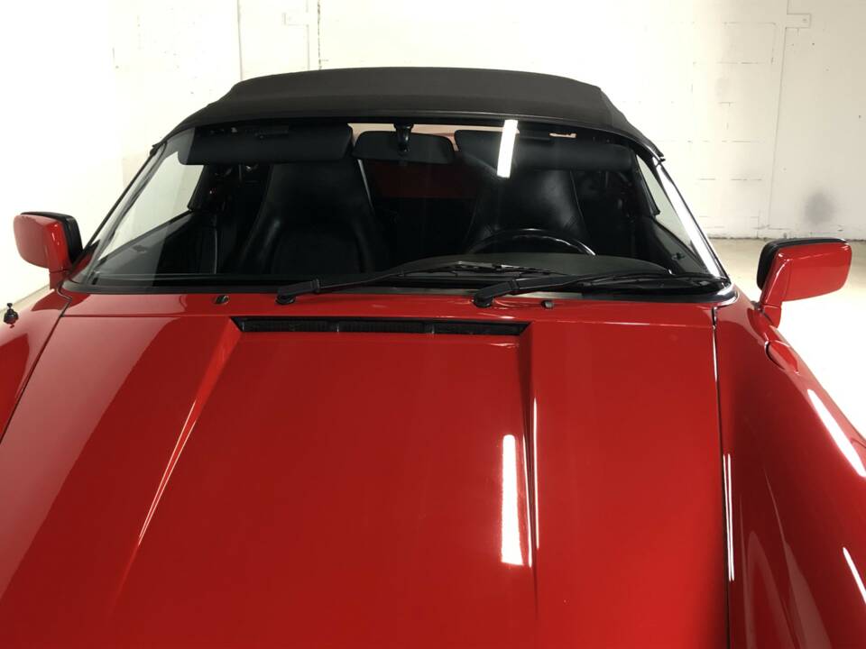 Bild 21/39 von Porsche 911 Speedster 3.2 (1989)