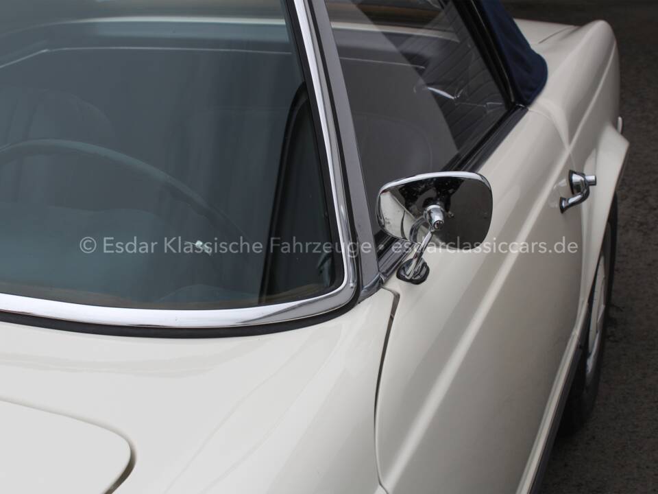 Afbeelding 8/31 van Mercedes-Benz 230 SL (1967)