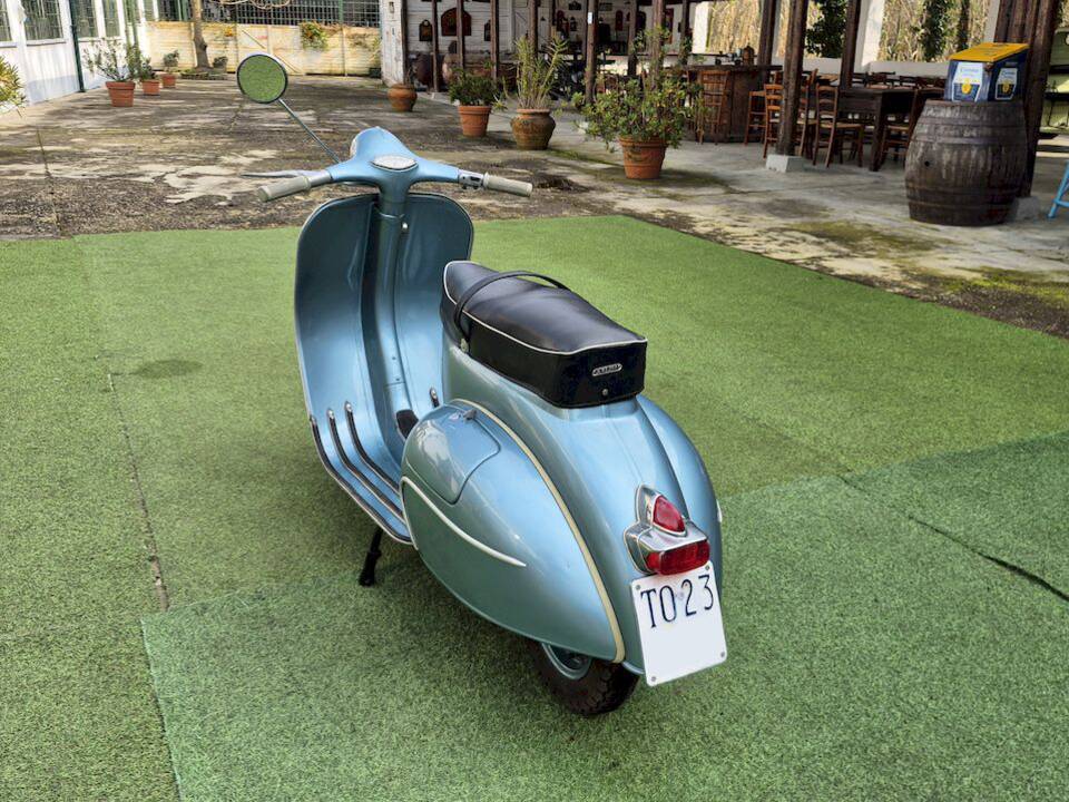 Immagine 14/28 di Piaggio Vespa 150 (1962)