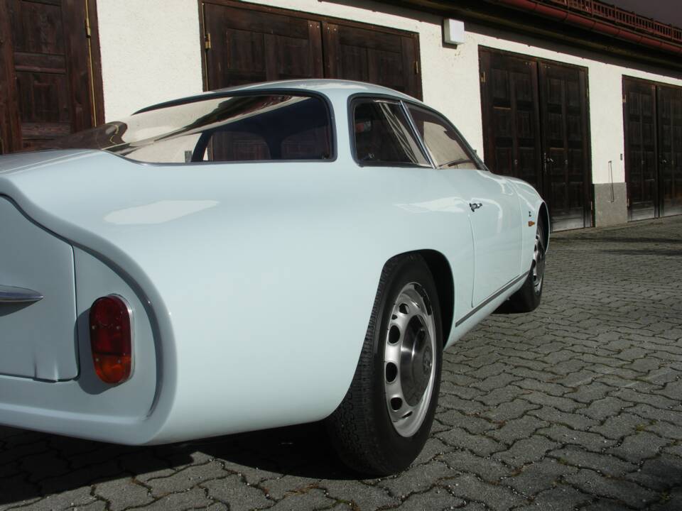 Afbeelding 37/39 van Alfa Romeo Giulietta SZ (1962)