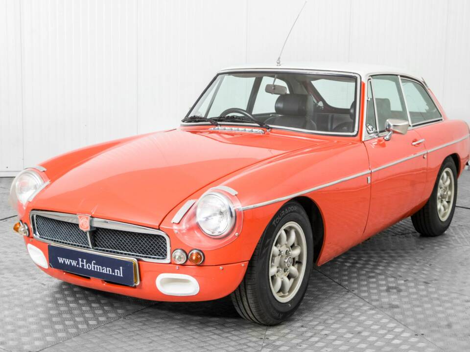 Bild 17/50 von MG MGB GT V8 SEC (1978)
