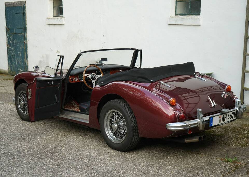 Afbeelding 4/8 van Austin-Healey 3000 Mk III (BJ8) (1967)