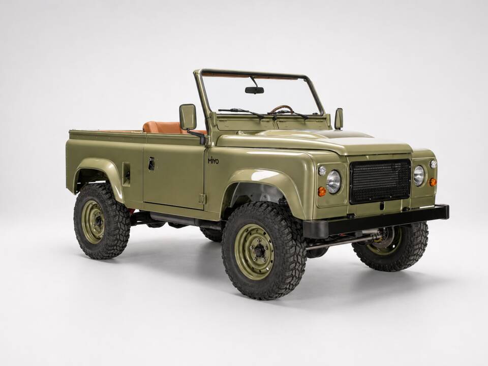 Bild 37/47 von Land Rover 90 (1990)