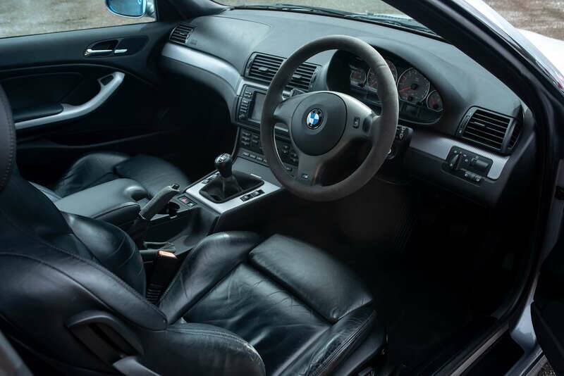 Image 2/50 of BMW M3 (2005)