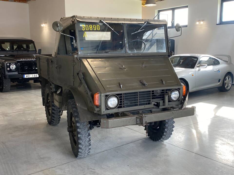 Afbeelding 5/67 van Mercedes-Benz Unimog 2010 (1951)