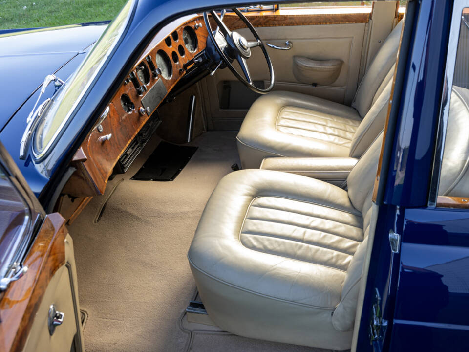 Immagine 17/42 di Bentley S 2 Continental (1961)