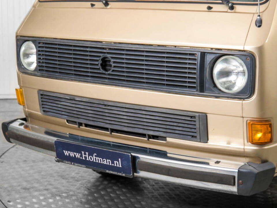 Bild 19/50 von Volkswagen T3 Caravelle GL 1.9 (1986)