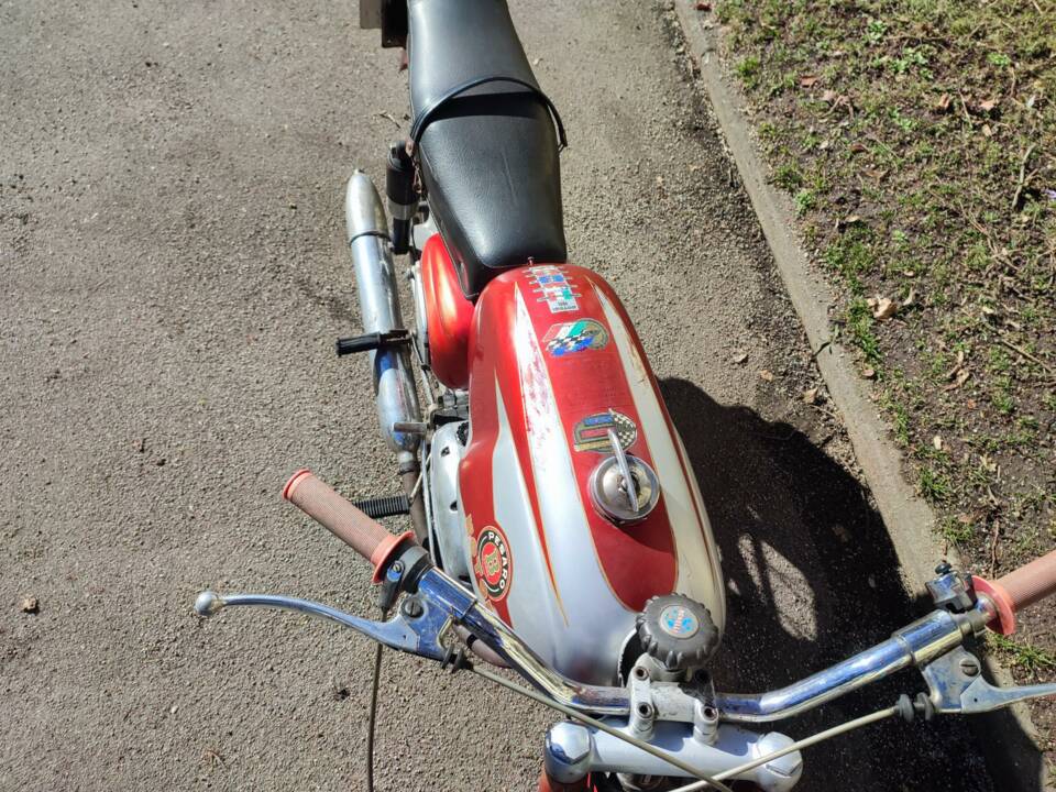 Immagine 32/49 di Benelli Nuovo Leoncino (1965)