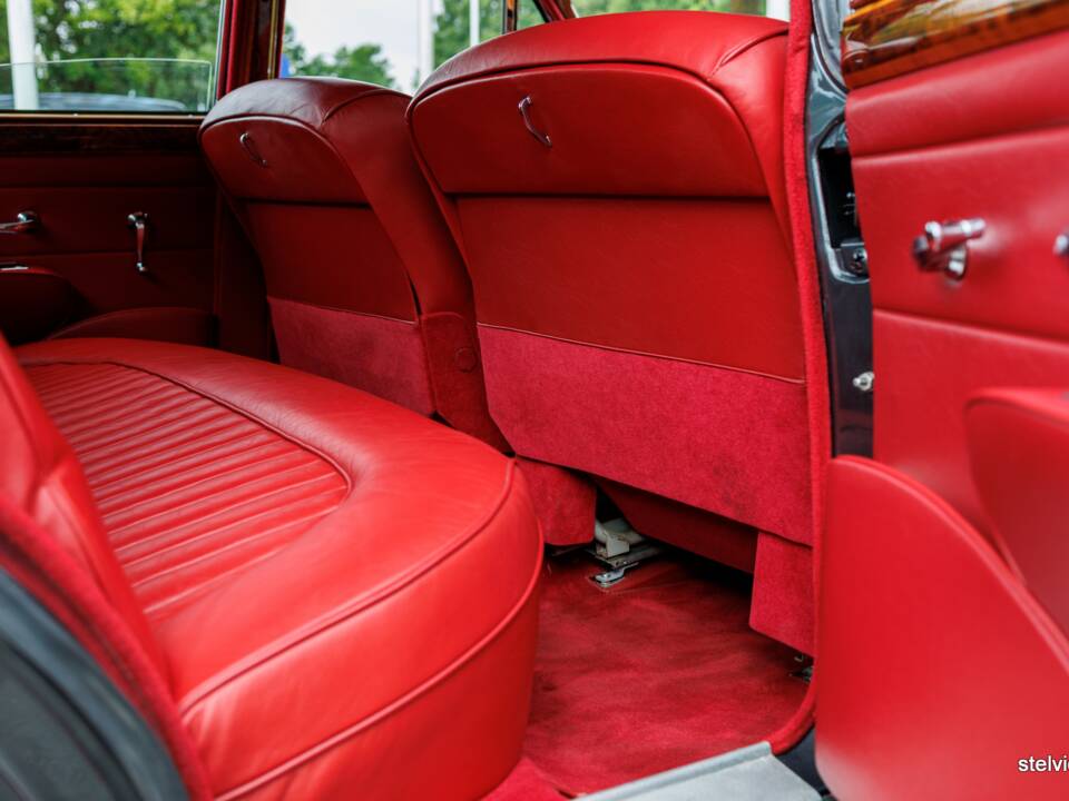 Bild 37/55 von Jaguar Mk II 3.8 (1963)