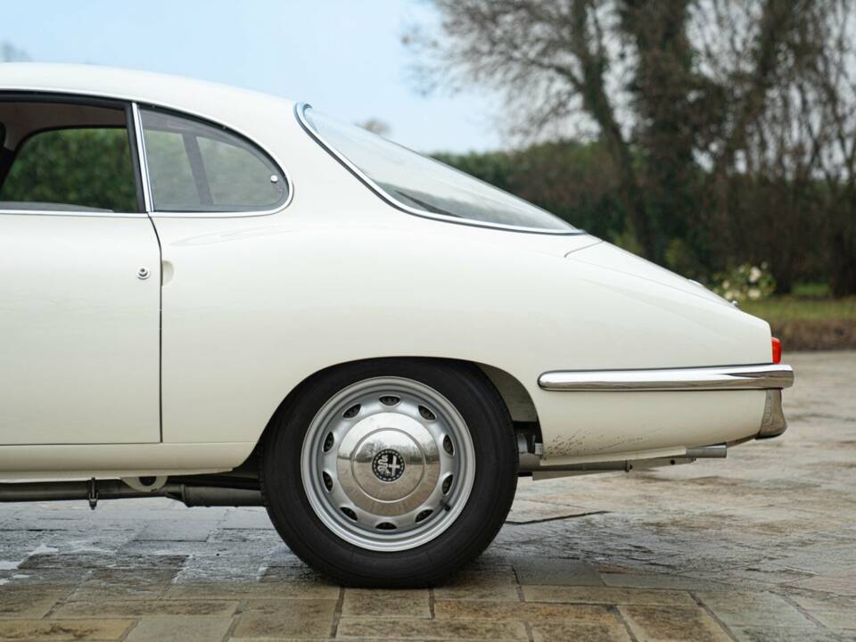 Bild 24/50 von Alfa Romeo Giulia Sprint Speciale (1964)