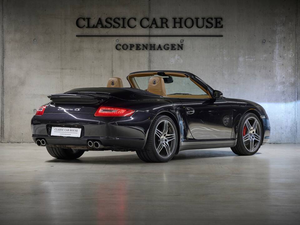 Bild 8/78 von Porsche 911 Carrera 4S (2006)
