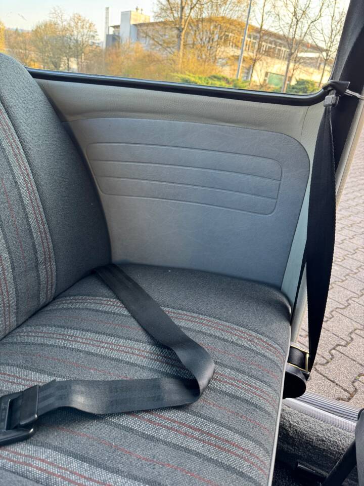 Bild 55/99 von Volkswagen Käfer 1200 Jubiläumsmodell (1985)