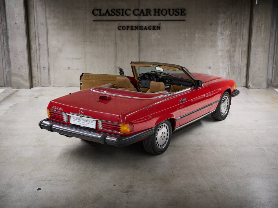 Image 86/89 of Mercedes-Benz 560 SL (1986)