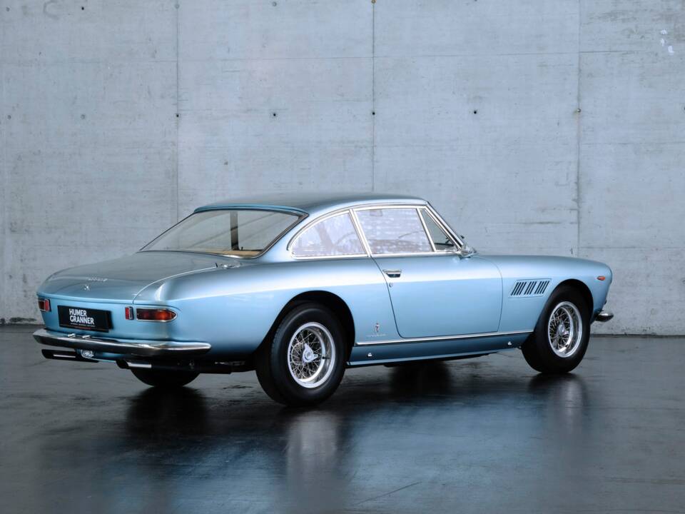 Image 12/50 of Ferrari 330 GT 2+2 (1964)