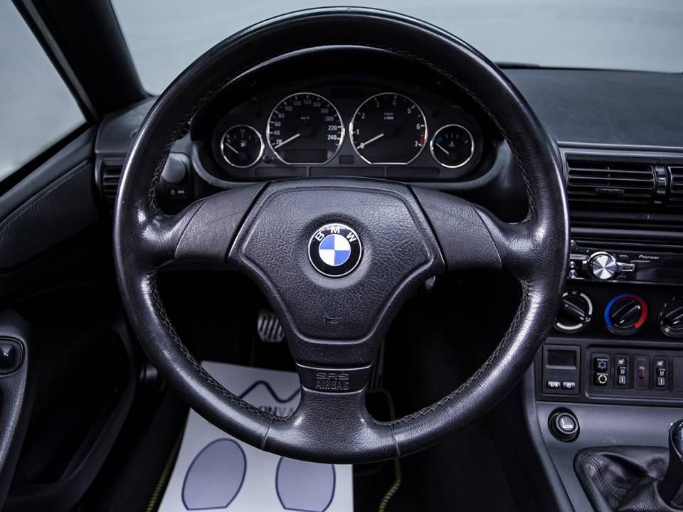 Image 21/37 de BMW Z3 1.9 (1997)