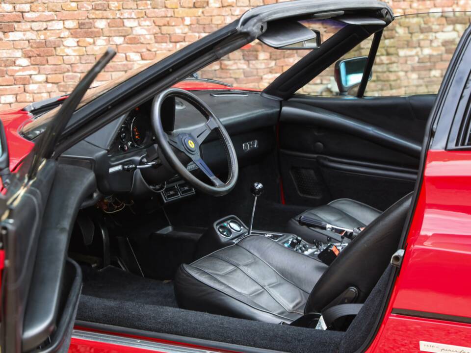 Image 50/50 de Ferrari 308 GTSi (1981)