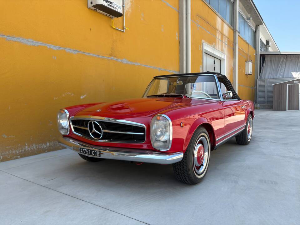 Image 1/9 de Mercedes-Benz 230 SL (1964)