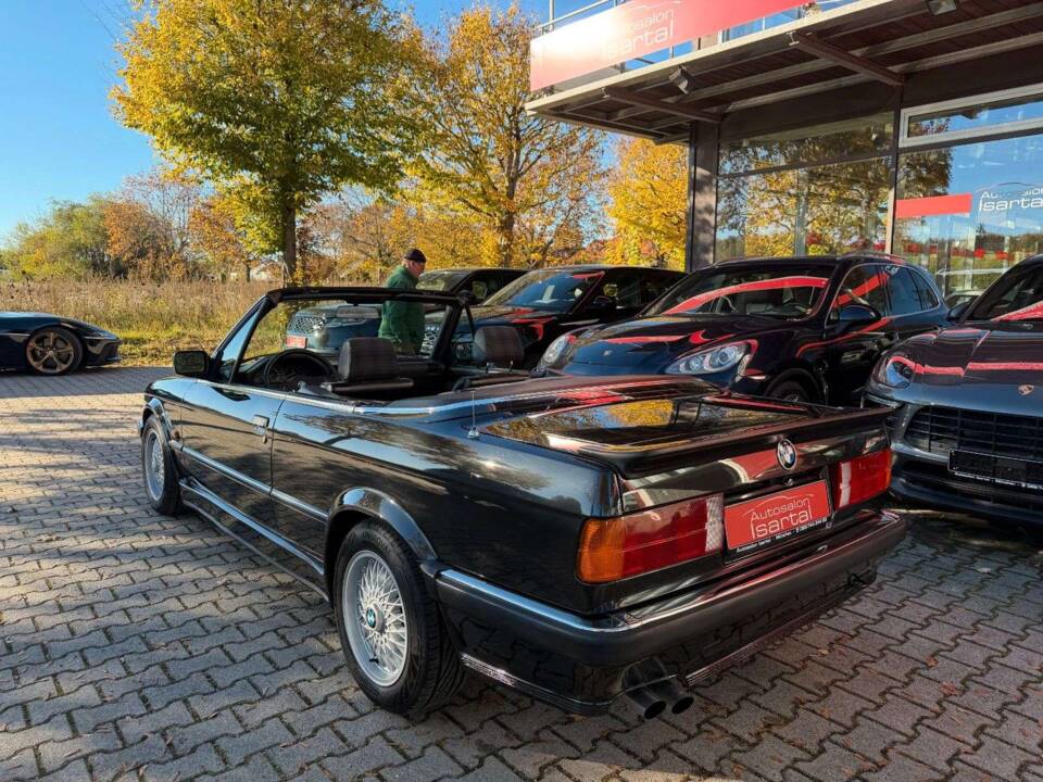 Bild 5/28 von BMW 320i (1988)