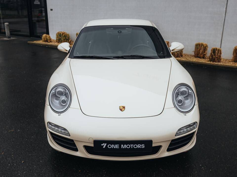 Afbeelding 18/53 van Porsche 911 Carrera S (2010)