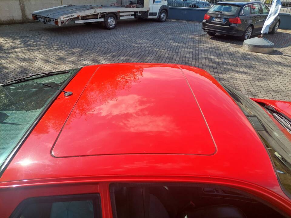 Image 16/17 de Porsche 944 (1984)