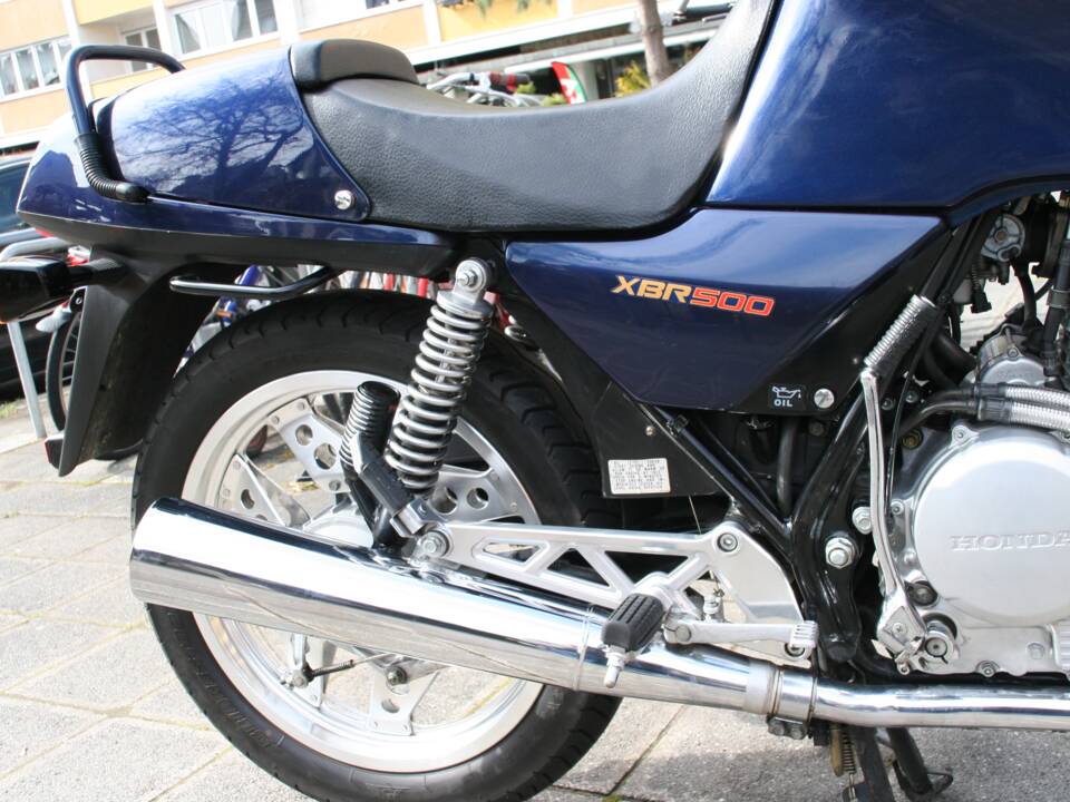 Immagine 4/23 di Honda XBR 500 (1985)
